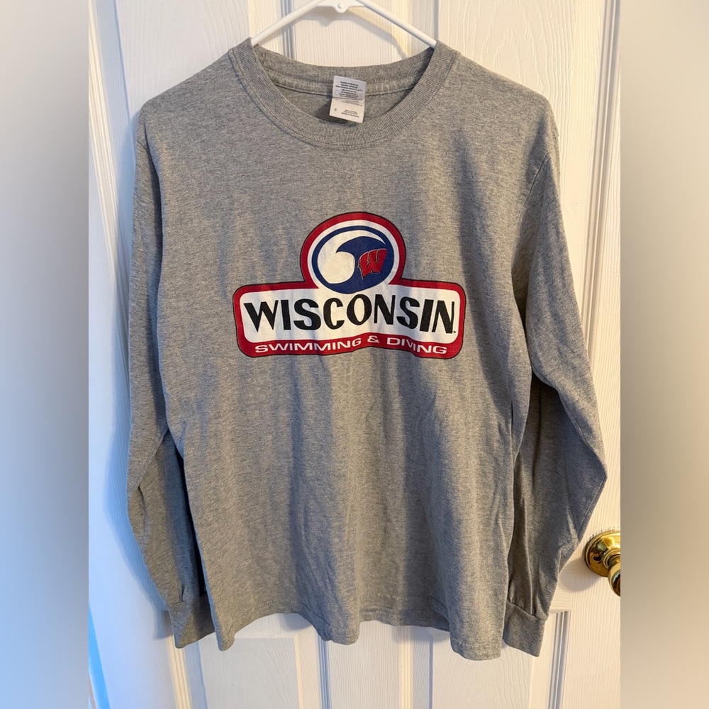 Gray Wisconsin Swimming & Diving Long Sleeve Shirt